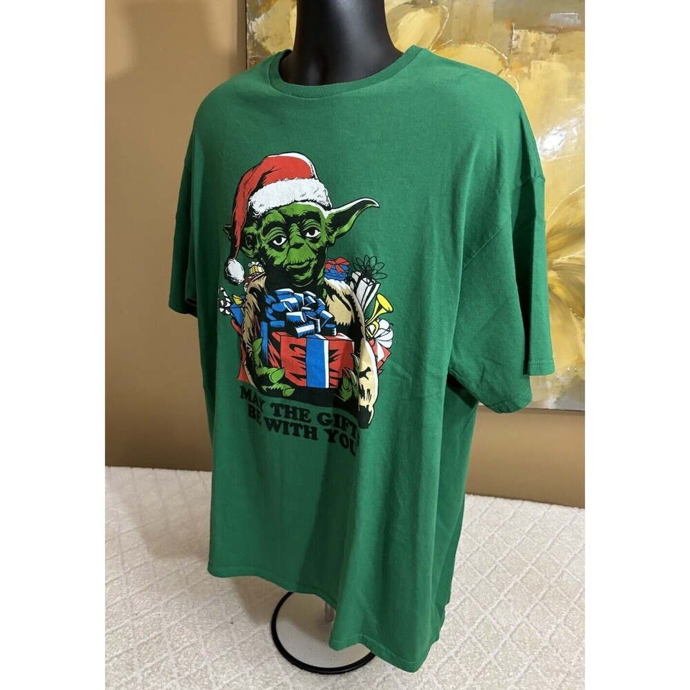 Star Wars Christmas Yoda May The Gifts Be With You Graphic Green Tee Size 2XL - Picture 9 of 15